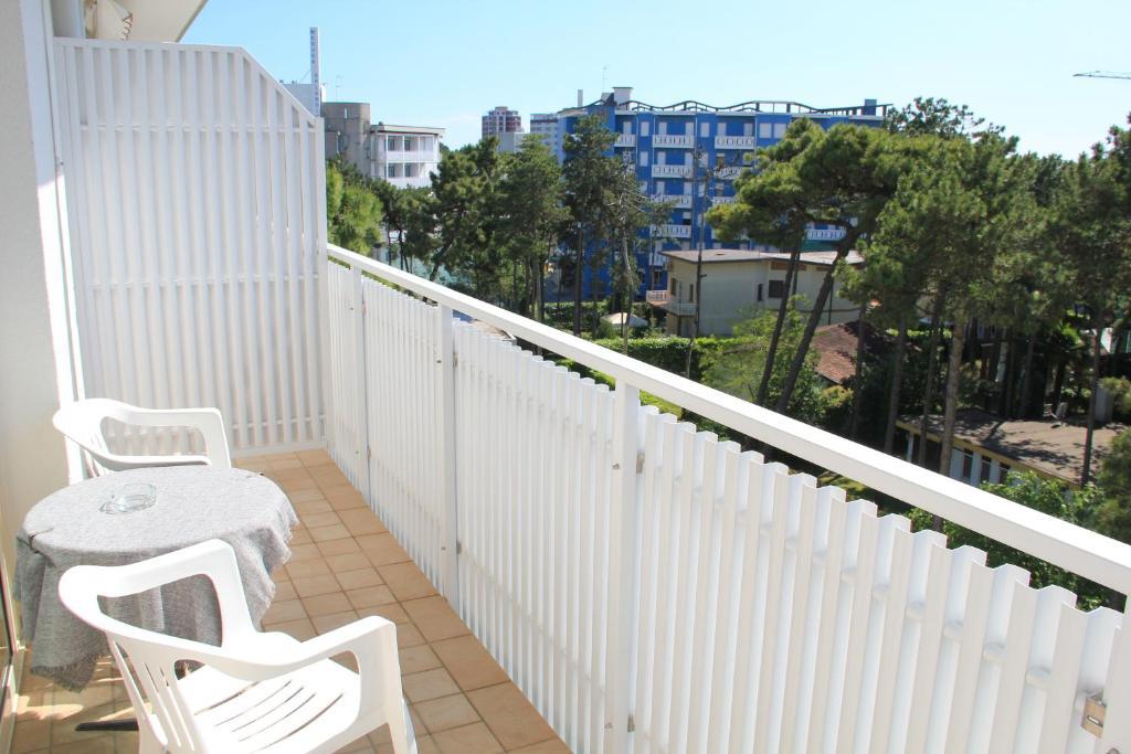 Hotel Meuble Nazionale Lignano Sabbiadoro Cameră foto
